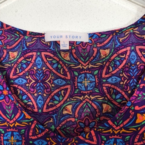 Colorful Flowy Sleeveless Blouse - Picture 4 of 6